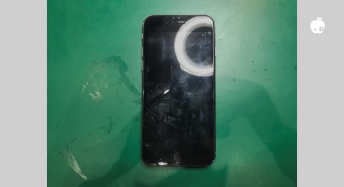 落としたダメージにより、画面が映らなくなってしまいました。